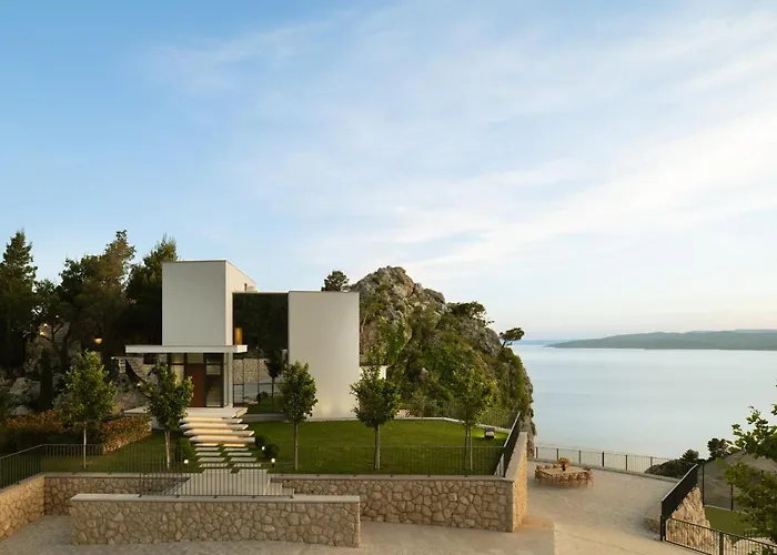 Kuk Oaza * Μακάρσκα